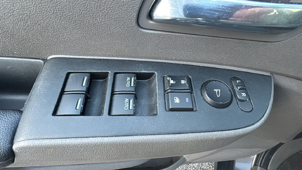 Used 2015 Honda Odyssey EX image 15
