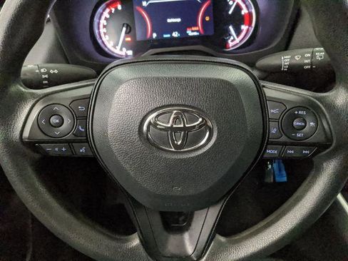 Used 2024 Toyota RAV4 LE image 17