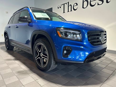 New 2026 Mercedes-Benz GLB 250 4MATIC image 1