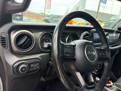 Used 2019 Jeep Wrangler Unlimited Sport S AWD/4WD image 12