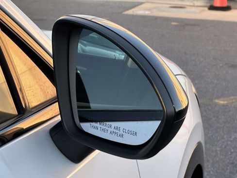 Used 2023 Buick Envision Essence w/ Sport Touring Package image 28