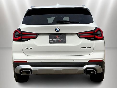Used 2023 BMW X3 xDrive30i AWD/4WD image 5