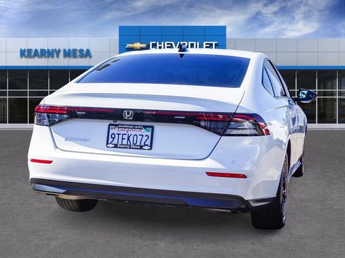 Used 2025 Honda Accord SE image 6