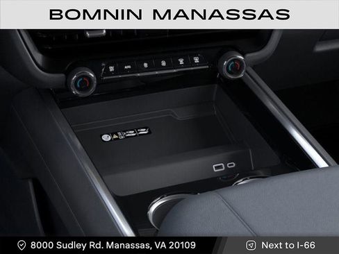 New 2026 Chevrolet Suburban Z71 image 23