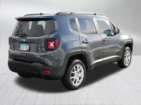 Used 2023 Jeep Renegade Latitude w/ Premium Group image 7