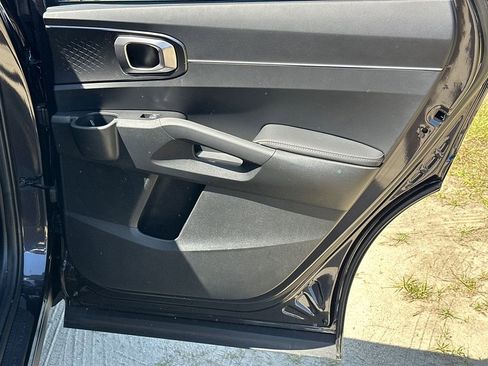 New 2026 Kia Sorento LX FWD image 16