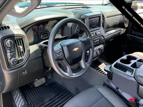 Used 2023 Chevrolet Silverado 1500 Custom AWD/4WD image 6