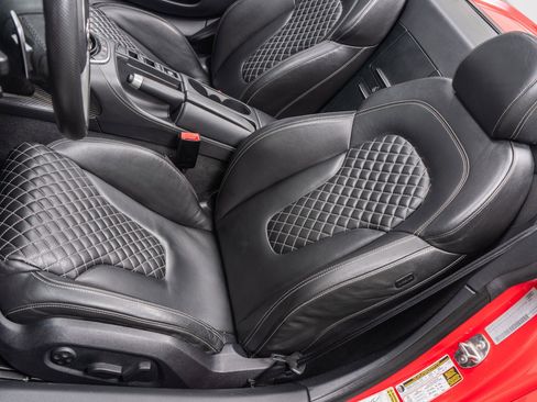 Used 2014 Audi R8 V10 image 24