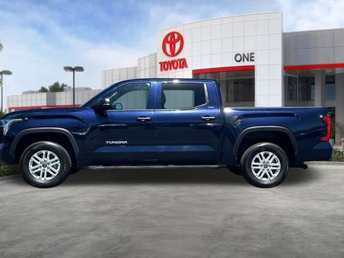 Used 2024 Toyota Tundra SR5 w/ SR5 Convenience Package AWD/4WD image 8