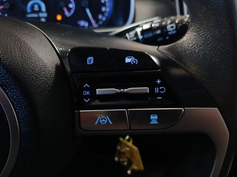 Used 2023 Hyundai Tucson SE image 18