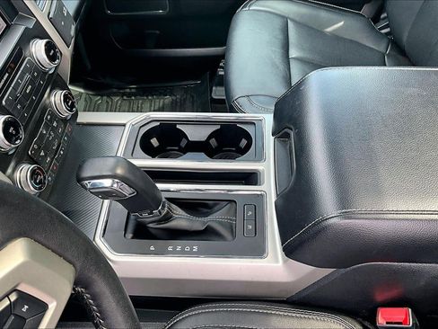 Used 2019 Ford F150 Lariat w/ Equipment Group 502A Luxury image 14