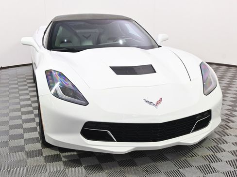 Used 2014 Chevrolet Corvette Z51 w/ 3LT Preferred Equipment Group image 9