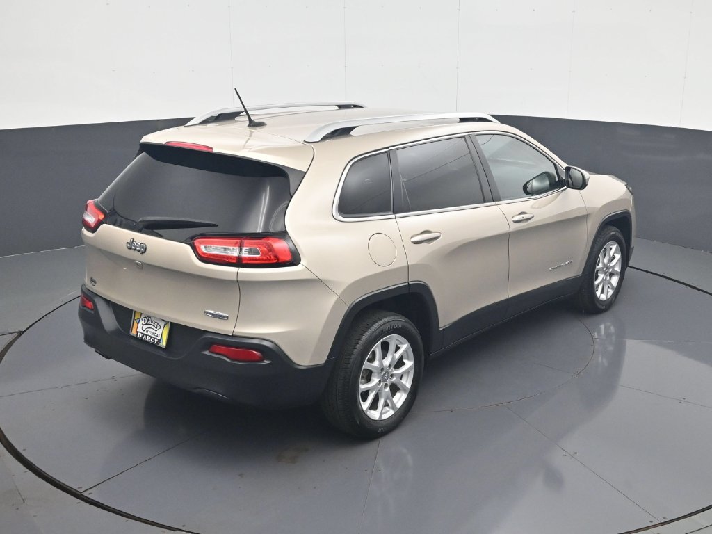 Used 2015 Jeep Cherokee Latitude w/ Comfort/Convenience Group FWD image 18