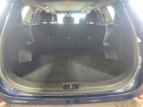 Used 2019 Hyundai Santa Fe AWD image 16