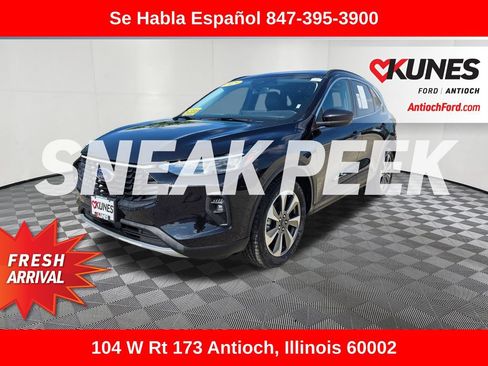 Used 2025 Ford Escape Platinum AWD/4WD image 3