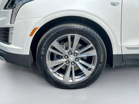 Used 2024 Cadillac XT5 Premium Luxury w/ LPO, Floor Liner Package AWD/4WD image 33