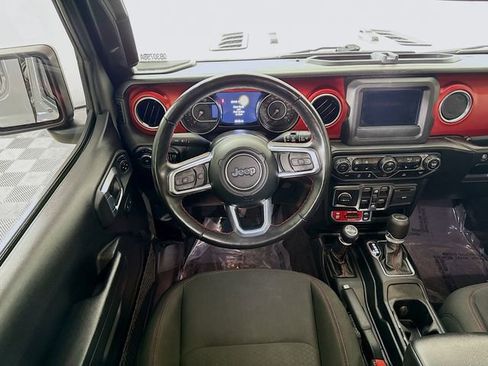 Used 2021 Jeep Wrangler Unlimited Rubicon w/ Cold Weather Group AWD/4WD image 21