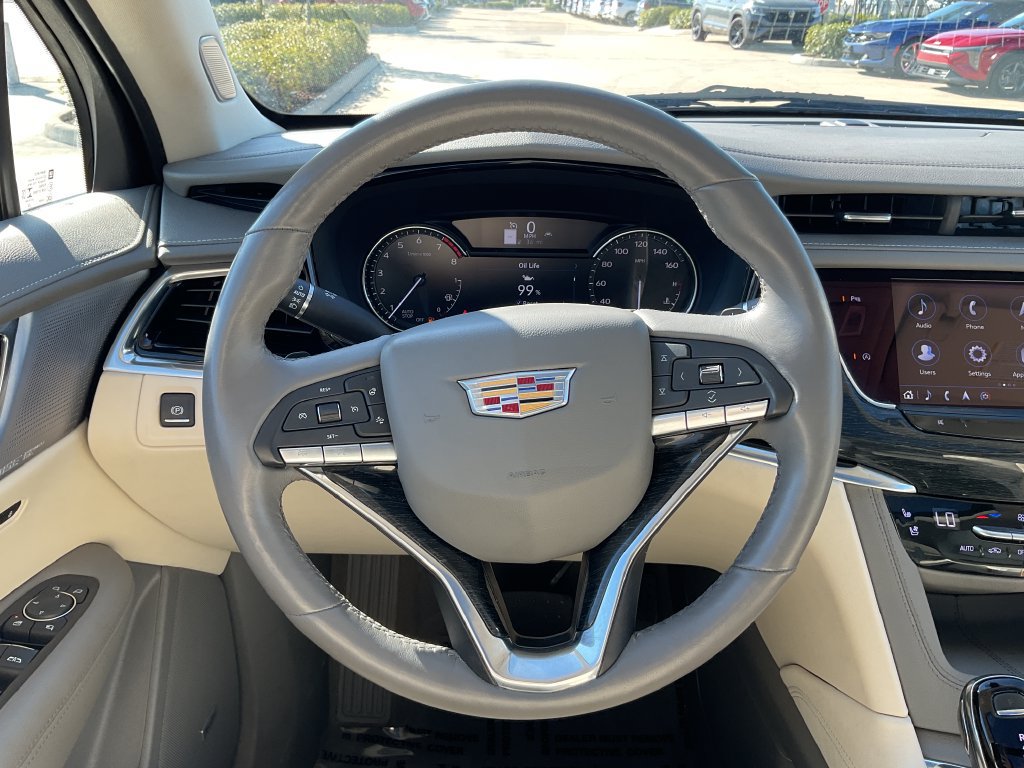 Used 2023 Cadillac XT6 Premium Luxury w/ LPO, Floor Liner Package AWD/4WD image 14