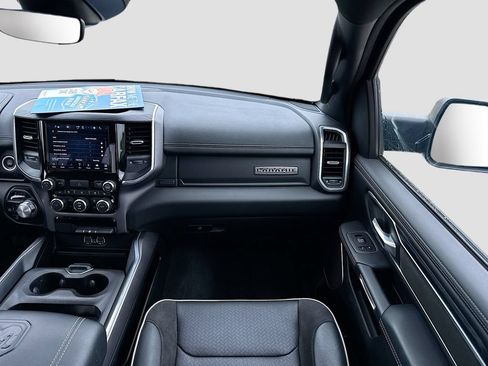Used 2023 RAM 1500 Laramie AWD/4WD image 27