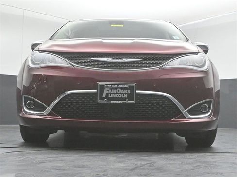 Used 2020 Chrysler Pacifica Limited w/ Advanced Safetytec Group image 37