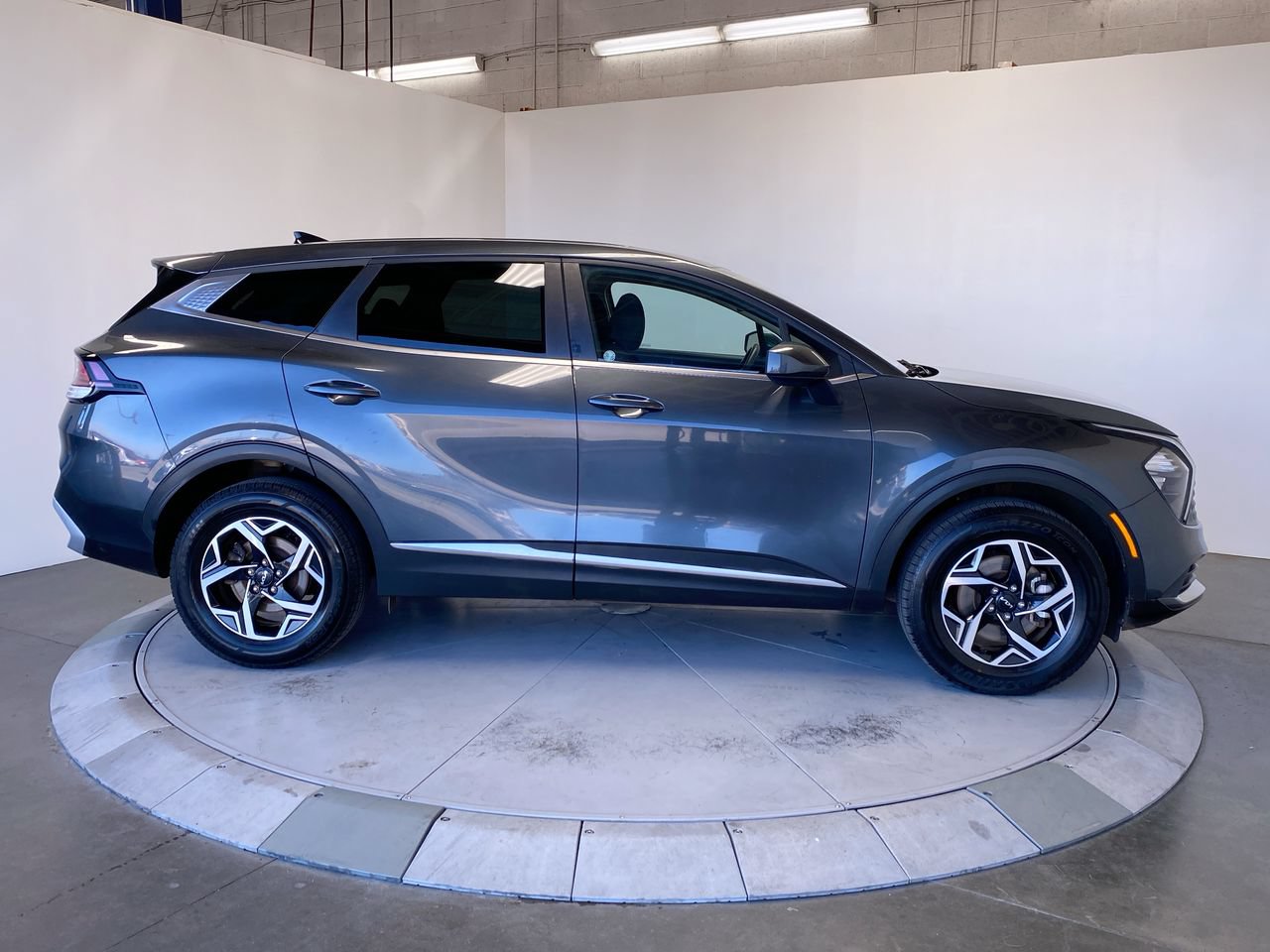 Certified 2023 Kia Sportage LX AWD/4WD image 6