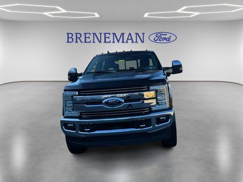 Used 2019 Ford F250 Lariat w/ Lariat Ultimate Package image 2