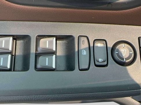 Used 2025 Honda Pilot Elite image 12
