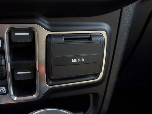 Used 2020 Jeep Gladiator Sport w/ Quick Order Package 24S image 28