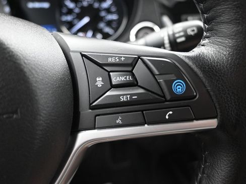 Used 2022 Nissan Rogue Sport SL AWD/4WD image 24