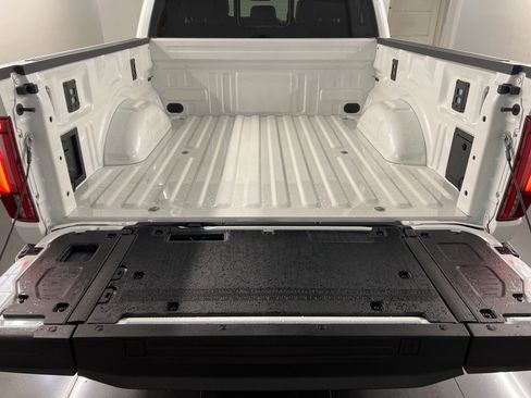 New 2026 Ford F150 Lariat w/ Equipment Group 502A High image 41