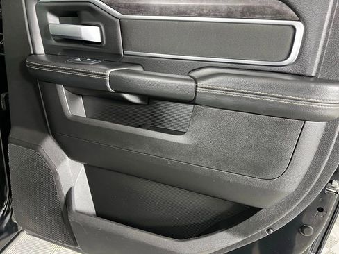 Used 2024 RAM 2500 Big Horn w/ Bed Utility Group image 28