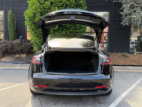 Used 2022 Tesla Model 3 Long Range AWD/4WD image 16