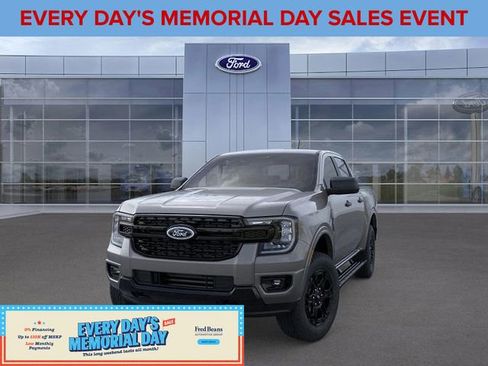 Used 2025 Ford Ranger XLT w/ Black Appearance Package AWD/4WD image 3
