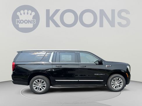 New 2026 GMC Yukon XL Denali w/ LPO, Floor Liner Package AWD/4WD image 5