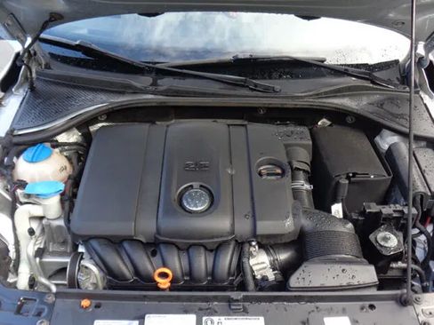 Used 2013 Volkswagen Passat 2.5 SE FWD image 12