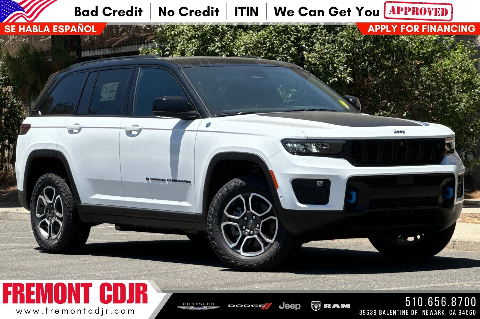 New 2023 Jeep Grand Cherokee Trailhawk w/ Advanced Protech Group II AWD/4WD 360° Tour