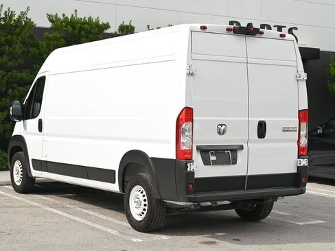 Used 2025 RAM ProMaster 2500 w/ Storage Group image 6