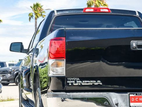 Used 2013 Toyota Tundra Platinum w/ Platinum Pkg RWD image 6