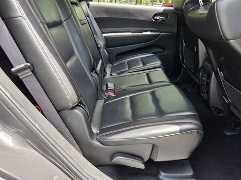 Used 2024 Dodge Durango GT RWD image 12