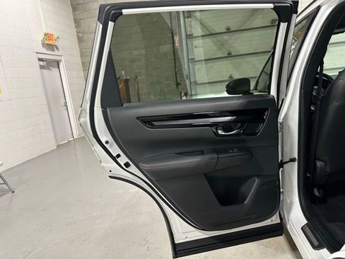 Used 2023 Honda CR-V Sport Touring image 14