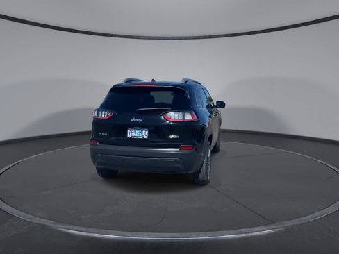 Used 2020 Jeep Cherokee Latitude Plus w/ Comfort/Convenience Group AWD/4WD image 9