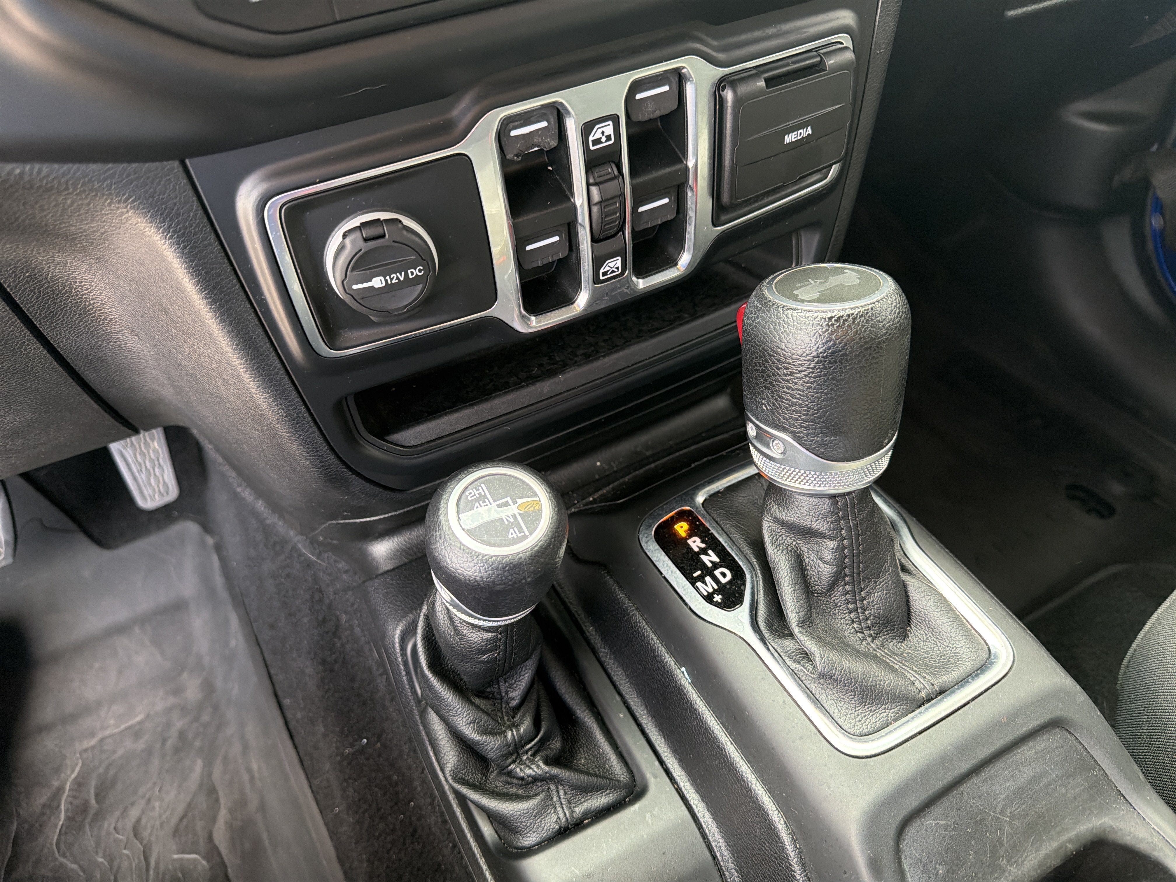 Used 2020 Jeep Wrangler Unlimited Sport AWD/4WD image 34