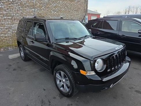 Used 2017 Jeep Patriot High Altitude image 3