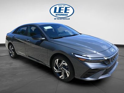 New 2025 Hyundai Elantra SEL