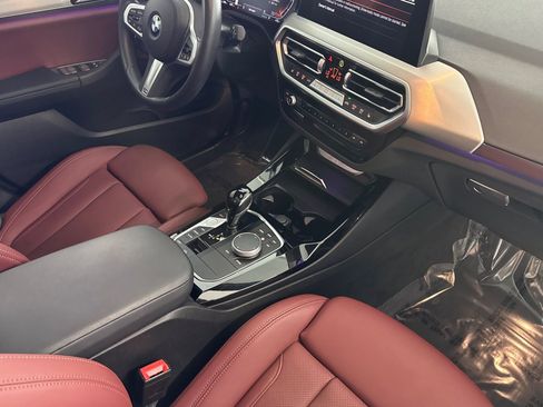 Used 2024 BMW X3 sDrive30i w/ M Sport Package RWD image 35