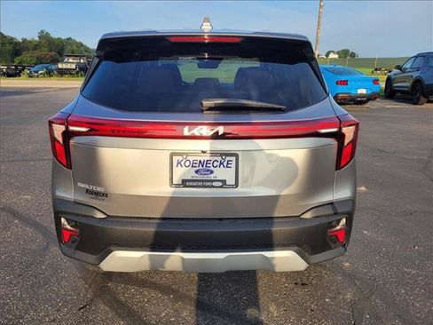 Used 2026 Kia Seltos LX FWD image 6