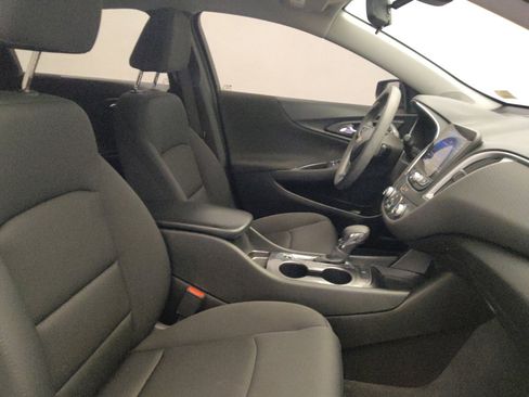 Used 2023 Chevrolet Malibu LS FWD image 21
