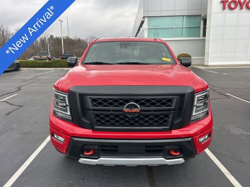 Used 2021 Nissan Titan PRO-4X w/ Pro-4x Utility Package image 12