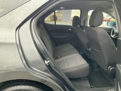 Used 2020 Chevrolet Equinox LT w/ Driver Convenience Package image 18