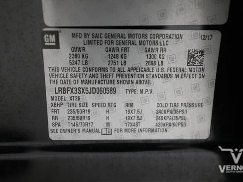 Used 2018 Buick Envision Premium AWD/4WD image 36